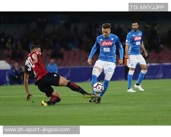 弗洛伦萨与亚特兰大激战正酣谁能在意甲赛场笑到最后